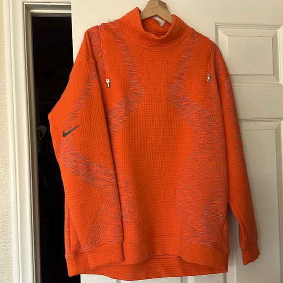 Nike Oversized Sweatshirt - Picture 4 of 6
